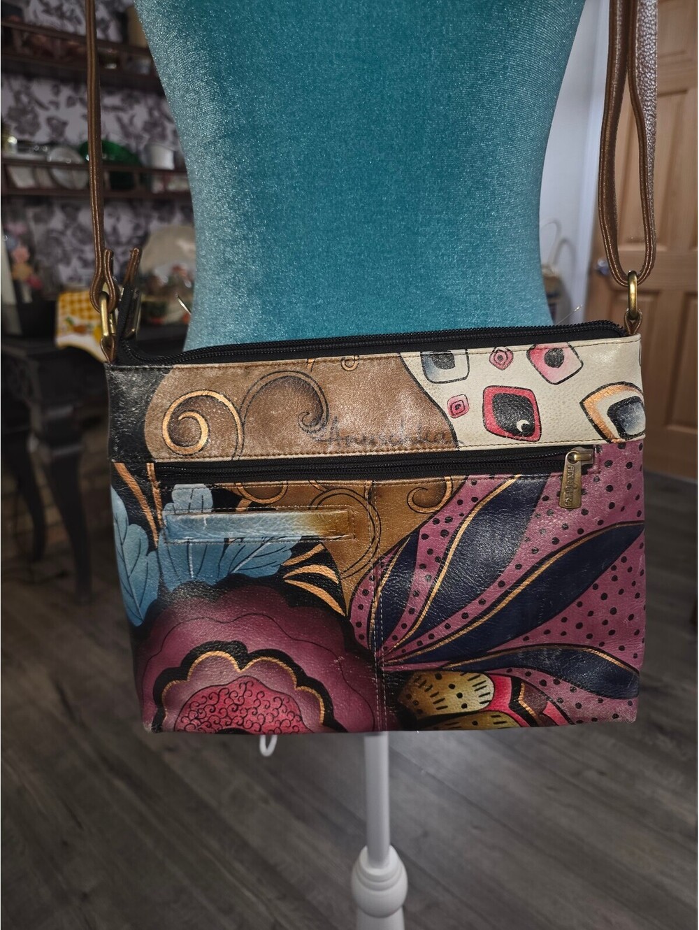 Anushka hand painted purse